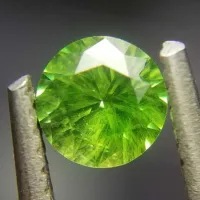 Demantoid