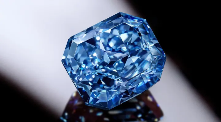 Top 10 Most Valuable Gemstones in the World (With Prices in 2025)